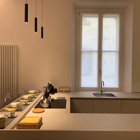 Niki O. Charme * Parma