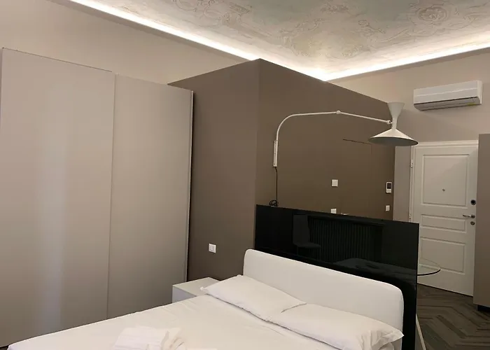 Niki O. Charme Apartment Parma