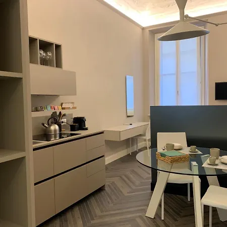 Niki O. Charme Apartment